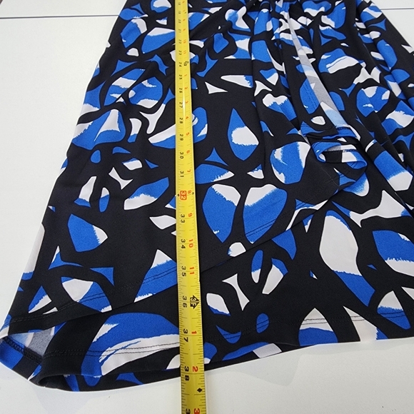 Calvin Klein Black and Blue Sheath Dress with V-Neck and 3/4 Sleeves - Picture 13 of 15